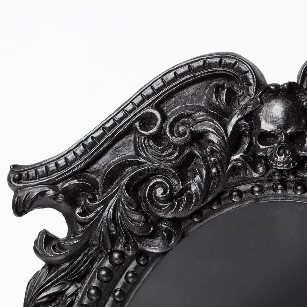 Alchemy - Masque of the Black Rose - Spiegel