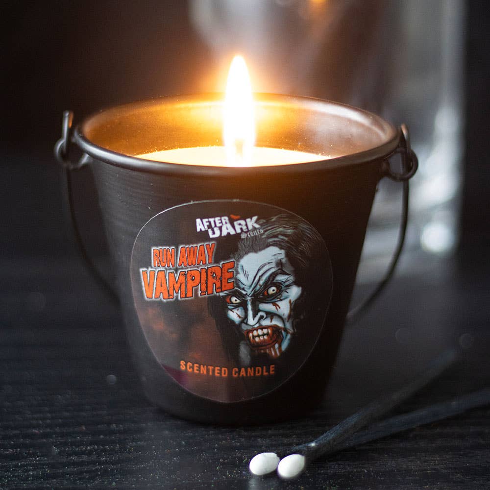 Run Away Vampire - Candle Bucket Geurkaars