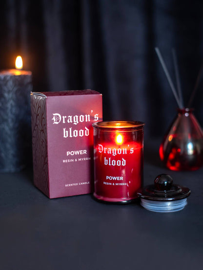 Kaars met drakenbloedhars en mirre