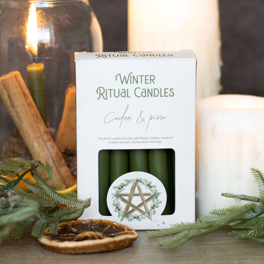 Cedar & Pine Winter Ritual Magic Spell-kaarsen