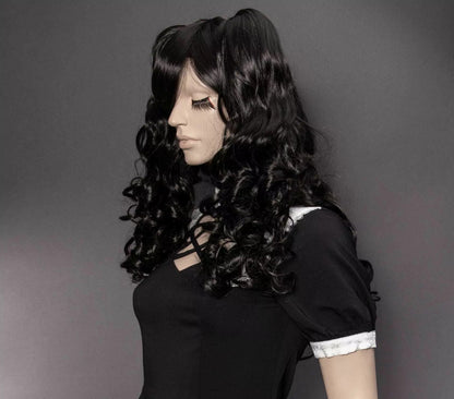Dolly Black Pruik met Ponytails