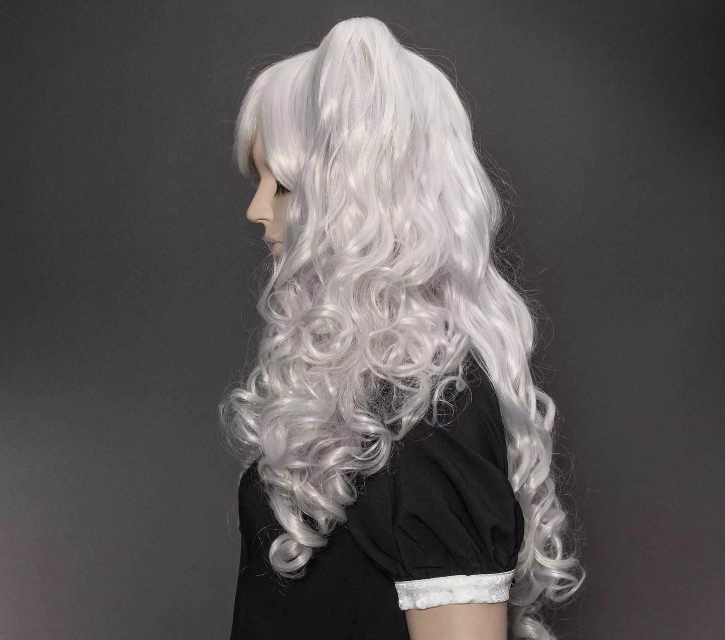 Dolly White Pruik met Ponytails