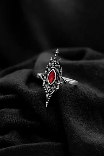 Relique Ring
