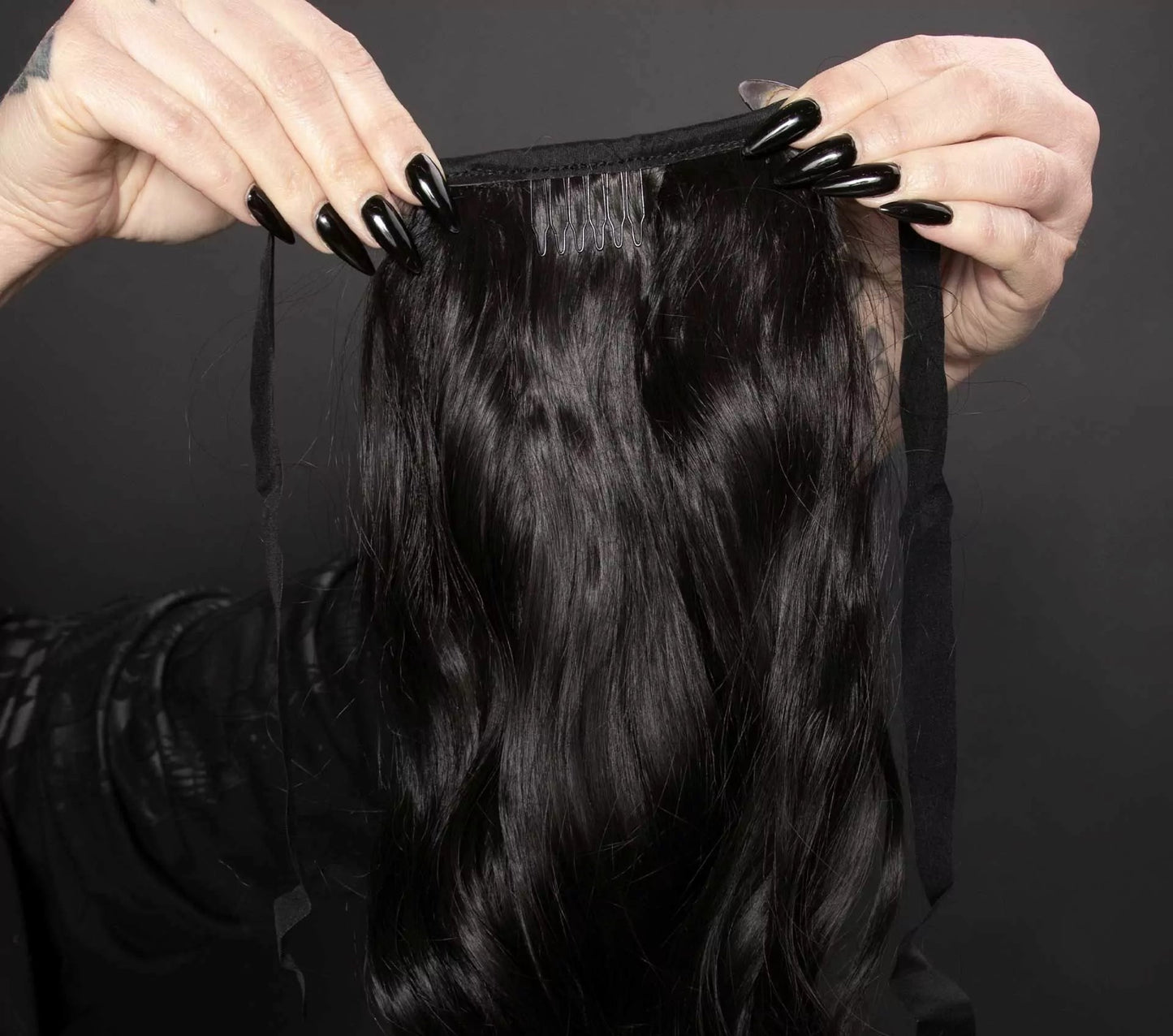 Black Curly Tie-on Ponytail